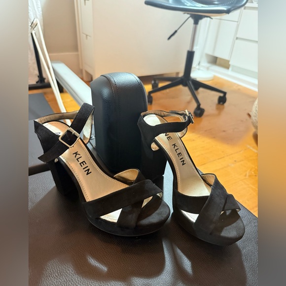 Anne Klein Lalima Sandals size 9 - Picture 3 of 7